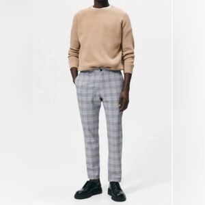 Zara Men’s Gray Plaid Trousers